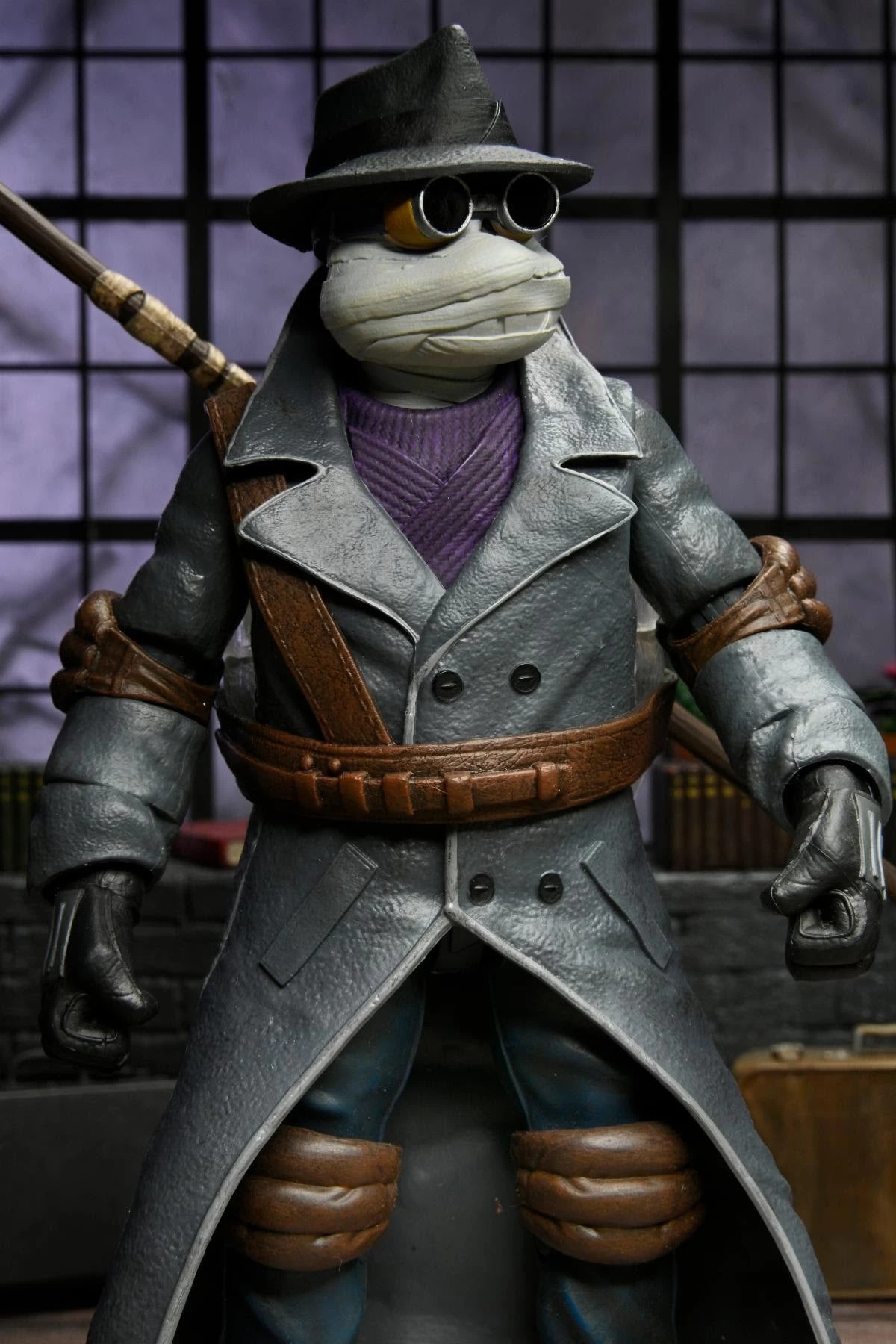 Universal Monsters X Teenage Mutant Ninja Turtles - 7" Scale Action Figure: Ultimate Donatello As The Invisible Man 4 Universal Monsters X Teenage Mutant Ninja Turtles - 7" Scale Action Figure: Ultimate Donatello As The Invisible Man - Image 2