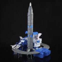 Transformers Generations Titan: Selects: Titan - Guardian Robot & Lunar-Tread -Trendy Toy Store 4183753 2955530