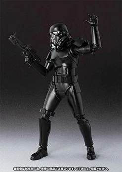 S.H. Figuarts - Star Wars : Shadow Trooper -Trendy Toy Store 41XLpd8rZbL