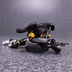 Transformers Masterpiece Exclusive: MP-34S Shadow Panther (with Coin) -Trendy Toy Store 51tDGjYdlnL