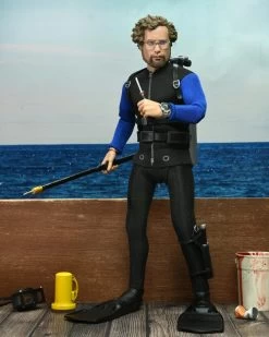 Jaws: 8” Clothed Action Figure – Matt Hooper (Shark Cage) -Trendy Toy Store 6 2954b8c3 82e8 44d5 af28 6aee0eb34b88