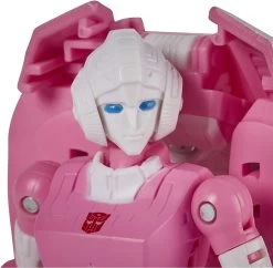 Transformers Generations Deluxe War For Cybertron: Earthrise - Arcee (WFC-E17) 15 Transformers Generations Deluxe War For Cybertron: Earthrise - Arcee (WFC-E17) -Trendy Toy Store 712CsMjezLL. AC SL1500