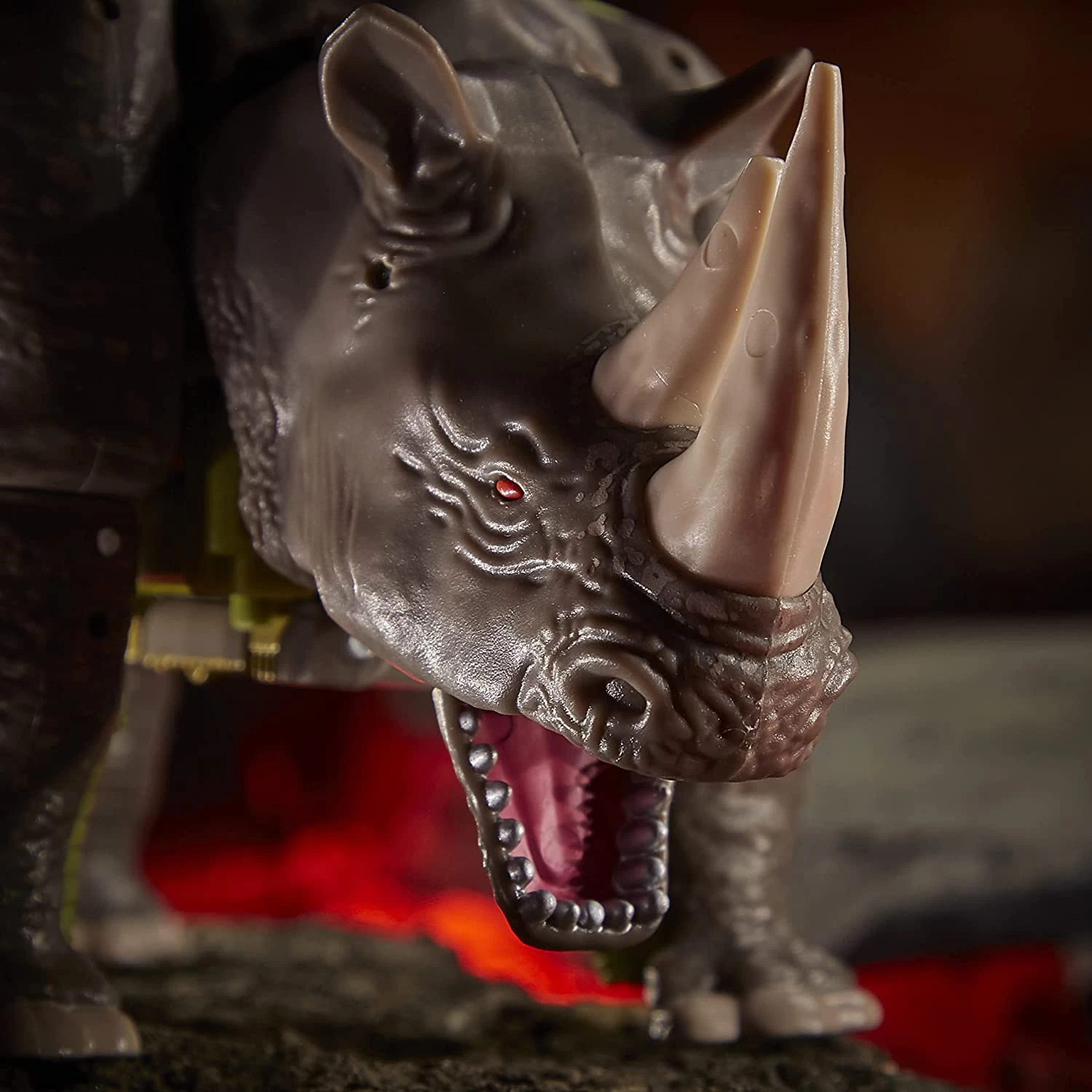 Transformers Generations War For Cybertron: Kingdom: Voyager - Rhinox (WFC-K27) 6 Transformers Generations War For Cybertron: Kingdom: Voyager - Rhinox (WFC-K27) - Image 4