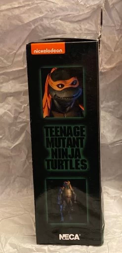 Teenage Mutant Ninja Turtles (1990 Movie) - 7" Scale: Michelangelo -Trendy Toy Store IMG 5191