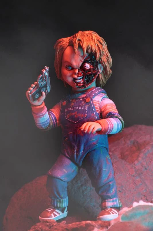 Chucky - 7" Action Figure : Ultimate Chucky 4 Chucky - 7" Action Figure : Ultimate Chucky - Image 2