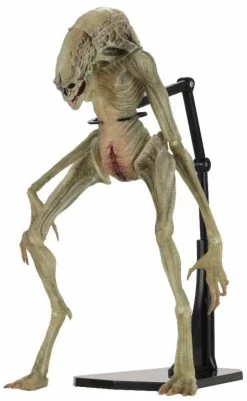 Alien Resurrection - 7" Scale Figure: Deluxe Newborn