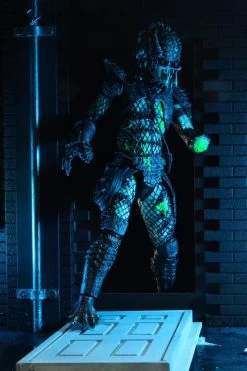 Predator 2: 7” Scale Action Figure - Ultimate Battle Damaged City Hunter -Trendy Toy Store unnamed 4 6cc25e67 04bf 4a98 ae6d 42ffc11e4dda