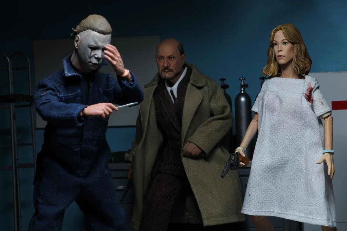Halloween 2: 8" Scale Clothed Figure - Doctor Loomis & Laurie Strode 2-Pack 6 Halloween 2: 8" Scale Clothed Figure - Doctor Loomis & Laurie Strode 2-Pack - Image 4